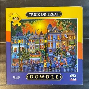 Dowdle Trick or Treat Puzzle - 500 Pieces - Colorful Halloween Scene Jigsaw